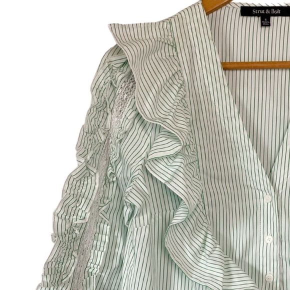 Strut & Bolt Green Stripe Ruffle V-neck Long Sleeve Shirt w/ Lace Detail - Picture 3 of 5